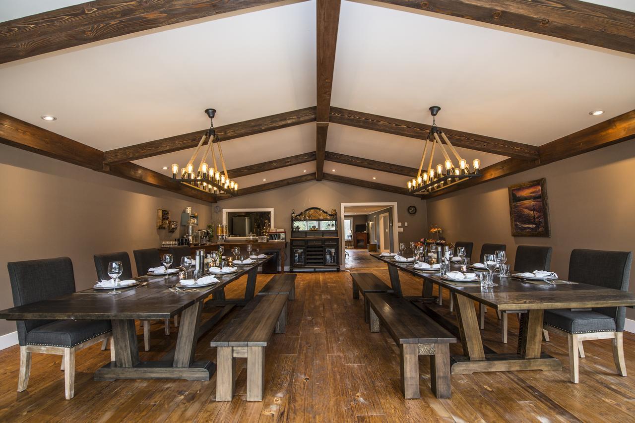 Bella Coola Eagle Lodge Экстерьер фото